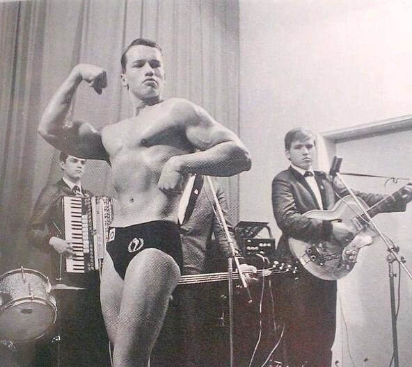 Arnold Schwarzenegger Já Era Fisiculturista Aos 16 Anos
