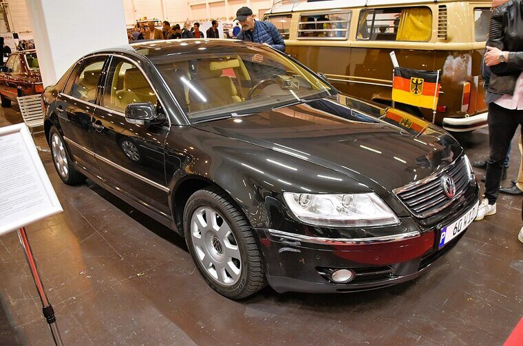 2002 Volkswagen Phaeton