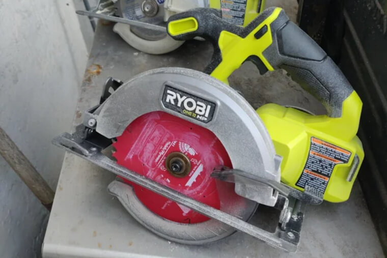 Ryobi 6 1/2 Inch Circular Saw