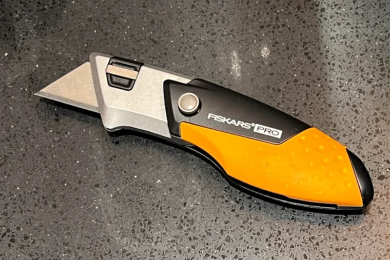 Fiskars Softgrip Utility Knife