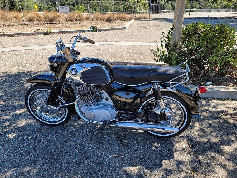 Honda Dream 305 (CA77)