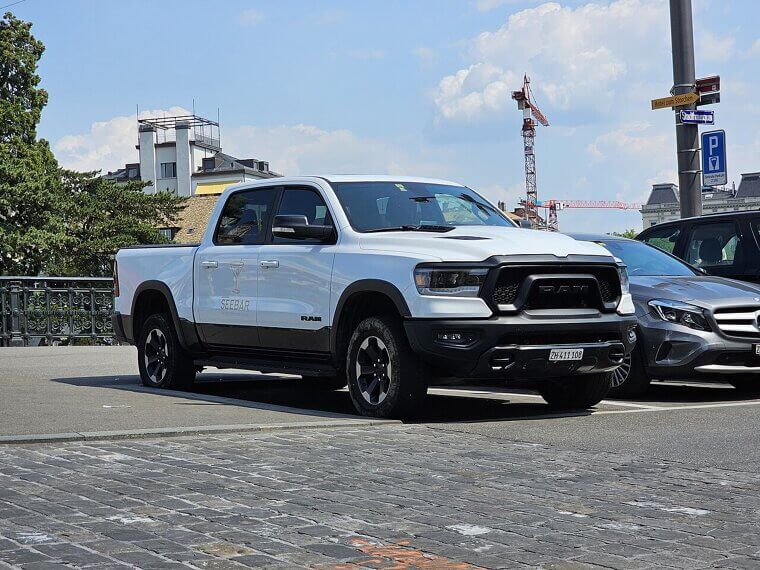 RAM 1500 Rebel Midnight