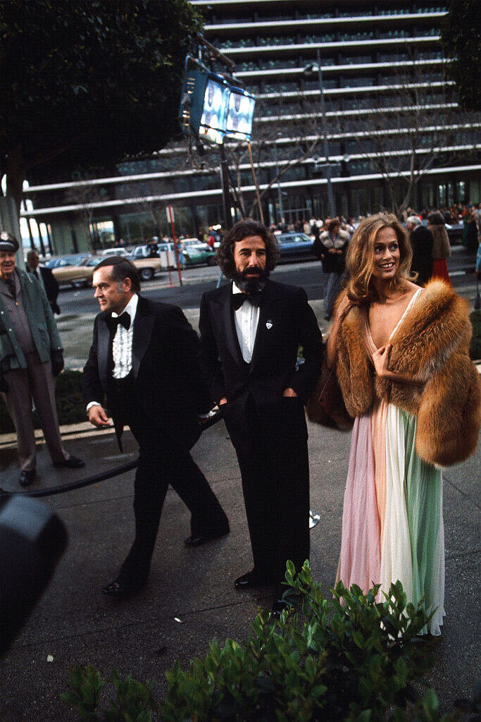 Lauren Hutton’s Pastel Rainbow-Fur Combination Was Ahead of Its Time (1975)