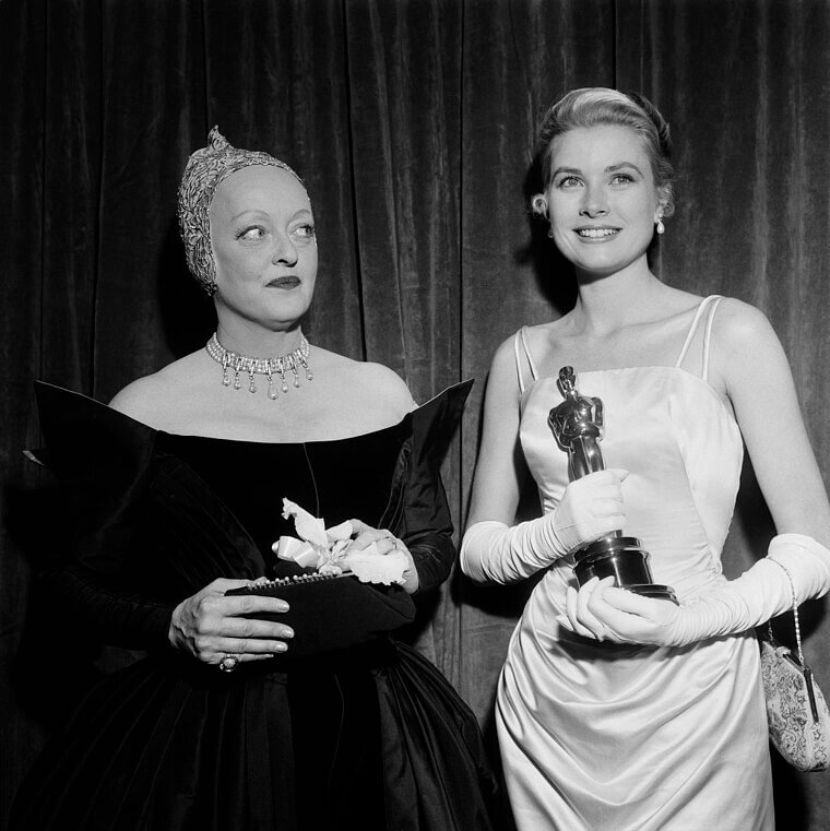 Bette Davis’s "Dark Angel" Look Was Shockingly Gloomy for the Time (1955)