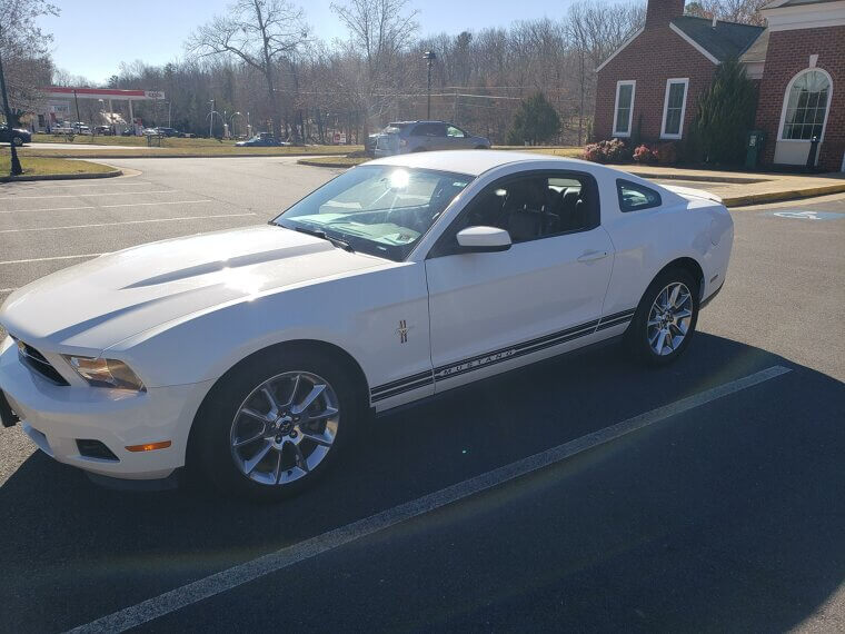 2011 Ford Mustang V6