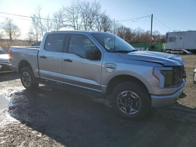 2023 Ford F-150 Lightning - $16,900