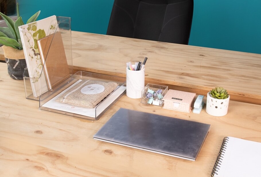 The Absolute Favorite Acrylic Finds That Honestly Make a Small Desk Feel Huge