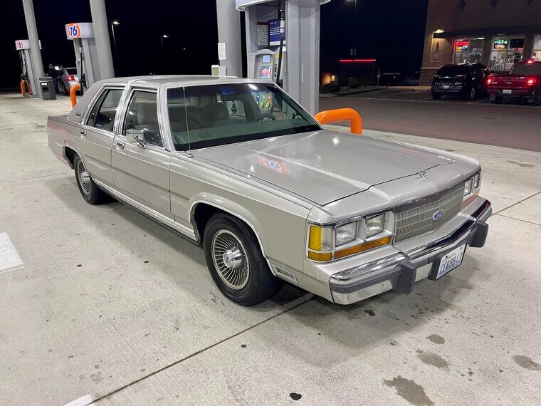 Ford LTD Crown Victoria