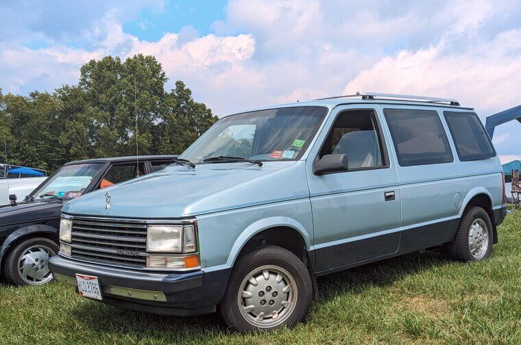 Plymouth Voyager