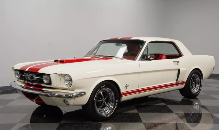 1966 Ford Mustang Restomod