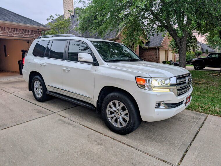 Toyota Land Cruiser (200 Series)