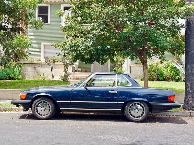 Mercedes-Benz 560SL