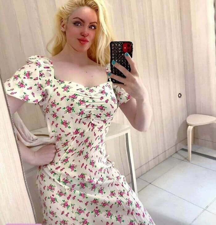 Looking Like a Sims