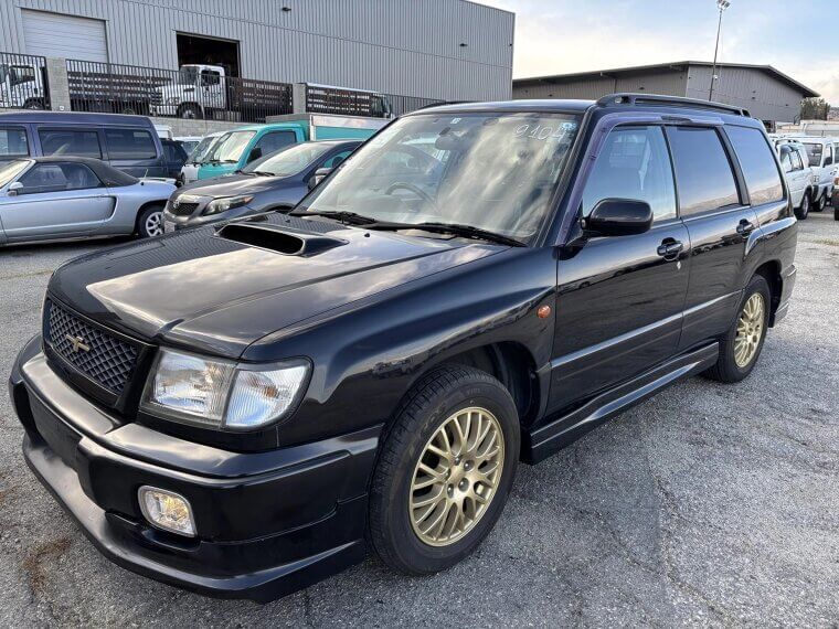1999 Subaru Forester - $9,000