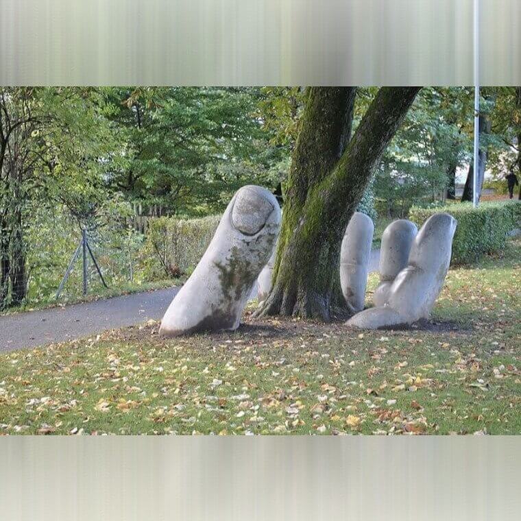 The Caring Hand by Eva Oertli and Beat Huber - Switzerland