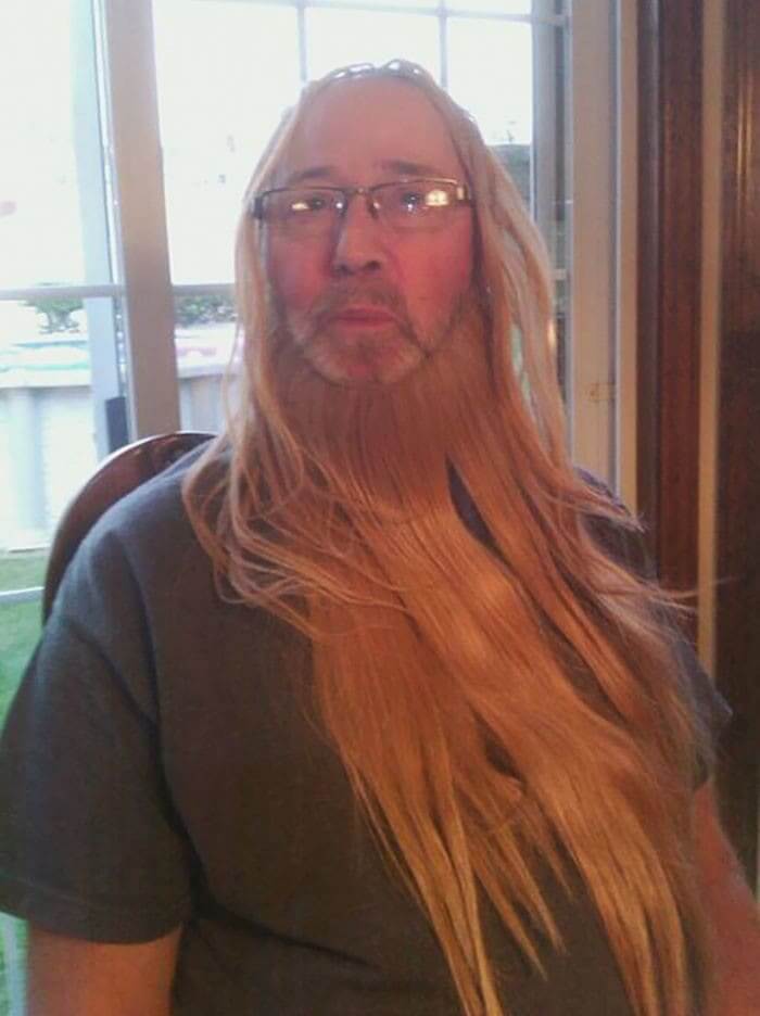 This Dad Has Discovered His Daughters Hair Extensions