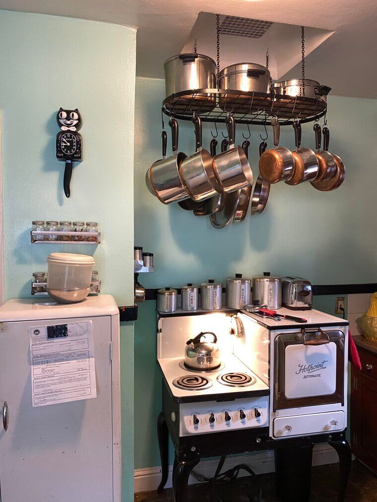 Retro Kitchen Appliance Sets