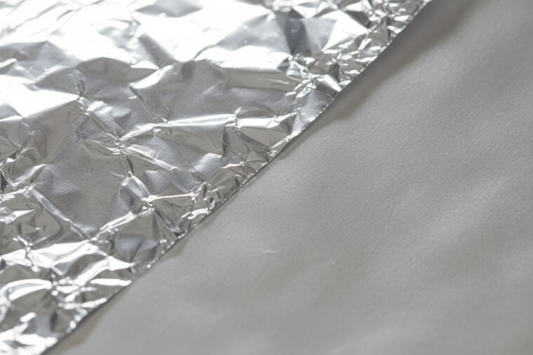 The Aluminum Foil Shiny Side Science