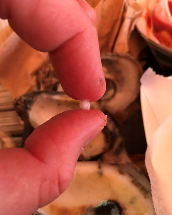 Imagina encontrar realmente una perla en tu pedido de comida