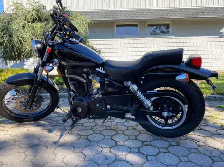 Suzuki Boulevard S40