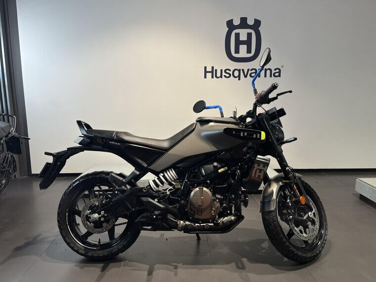 Husqvarna Svartpilen 401