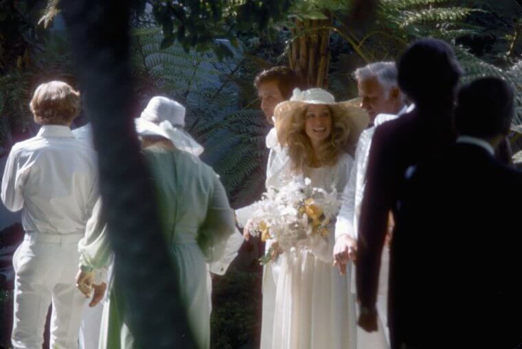 Farrah Fawcett & Lee Majors (1973): The "Bionic" Couple’s Sunset Ceremony