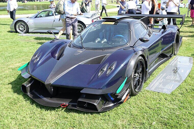 17. Pagani Zonda Revolución
