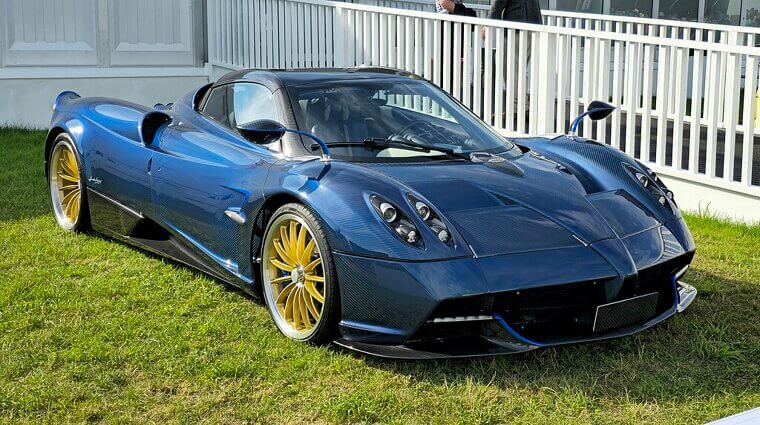 5. Pagani Huayra