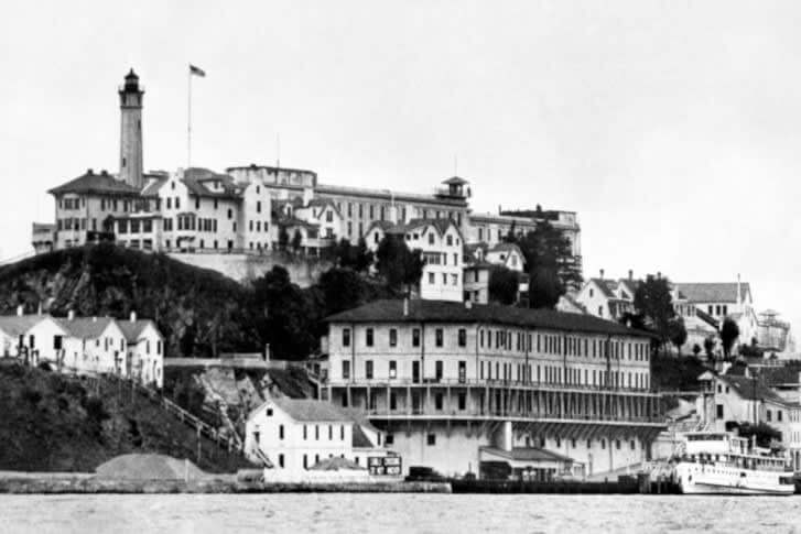 55 years later, the escape from Alcatraz is still a mystery, Archive