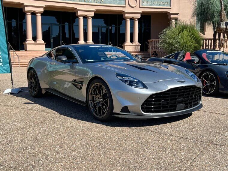 Aston Martin Vanquish