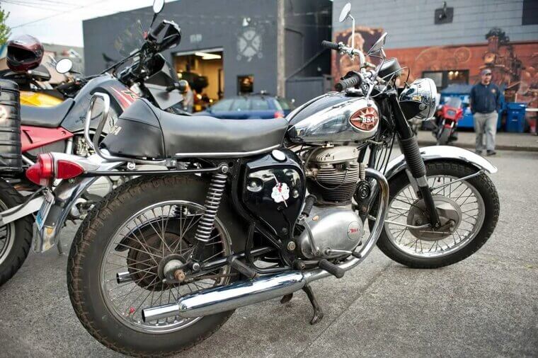 BSA Thunderbolt (1969)