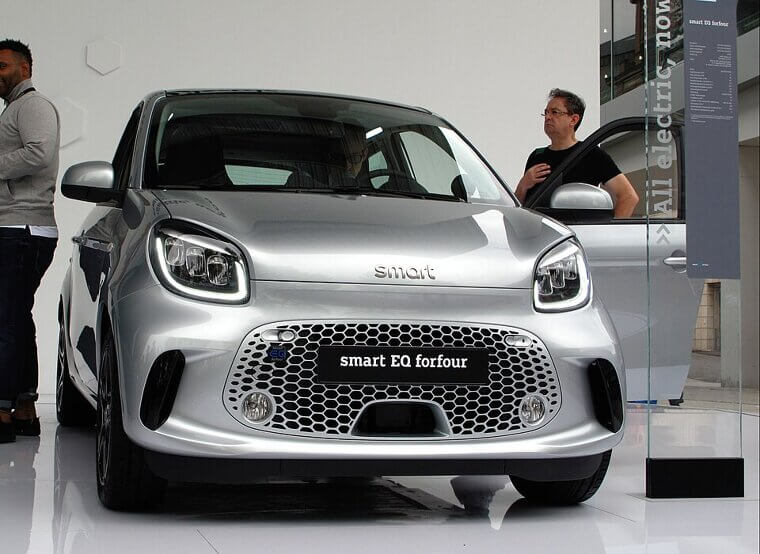 Smart EQ Forfour