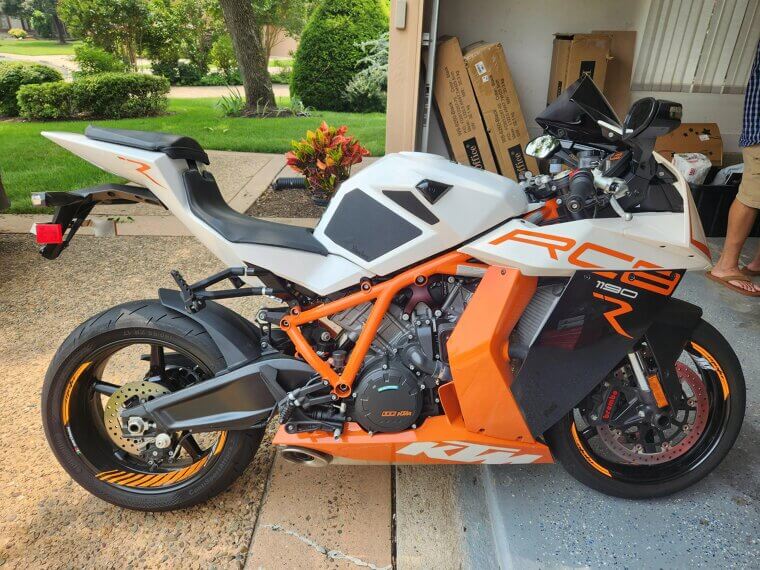 2010 KTM RC8