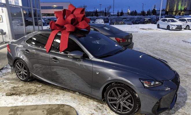 The Wrong Time of Year to Buy a Car That Costs You Thousands