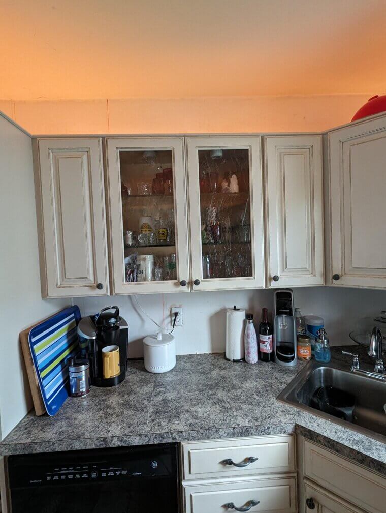 Glass-Fronted Dust Cabinets
