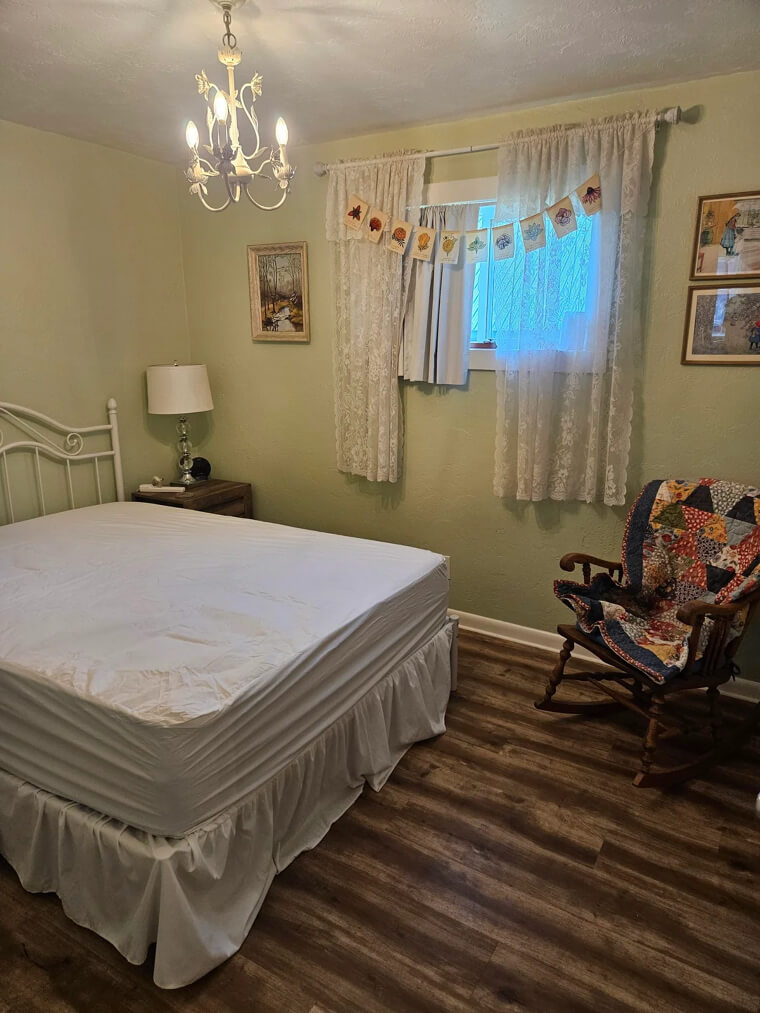 Frilly Bed Skirts: The Dust-Gathering Ruffles