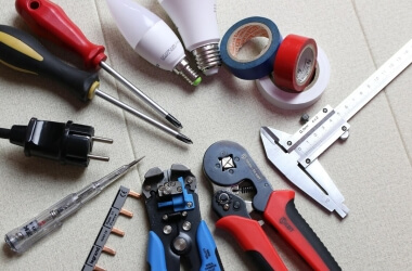 DIY Tools Nobody Uses Anymore
