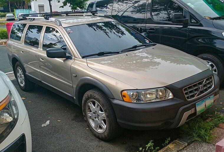 Volvo XC70 (Cross Country) (1997–2016)