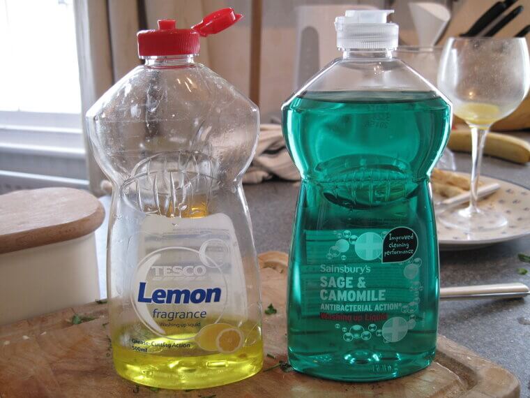 Dish Soap Is Perfect For Washing Cars: False