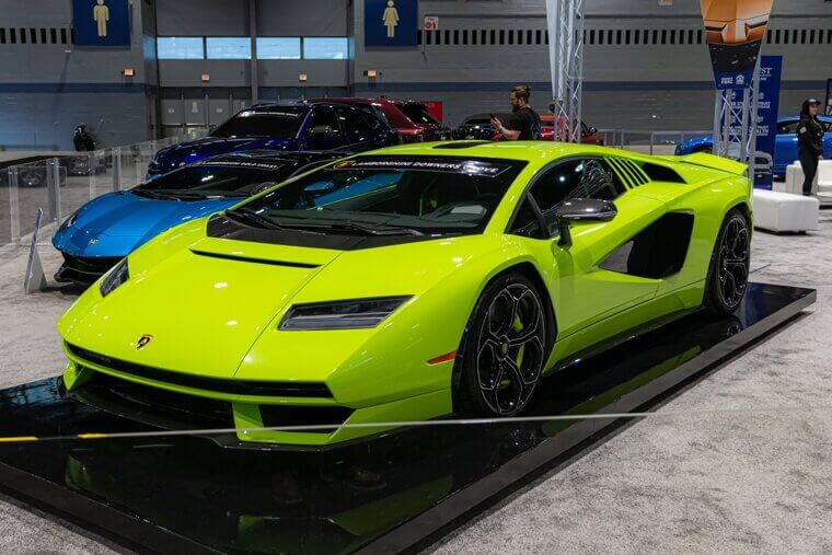 #16. Lamborghini Countach LPI 800-4 2022 ($2.6 Million)