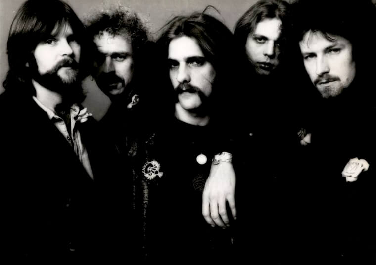 The Eagles Exchange Onstage Threats During An Infamous Concert