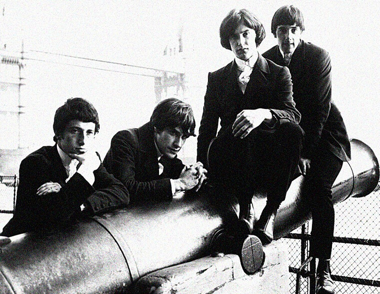 The Kinks’ Davies Brothers Engage in Fists-Flying Stage Altercations