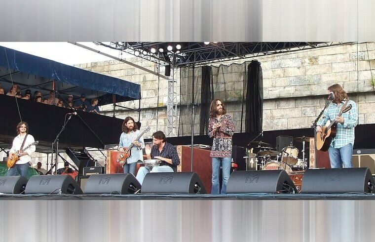 The Black Crowes Break Up Over Fraternal Ownership Arguments