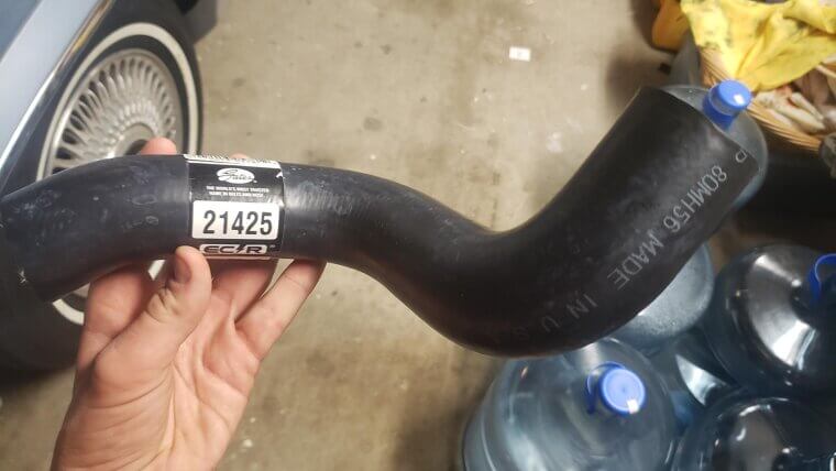 Checking and Replacing Hoses