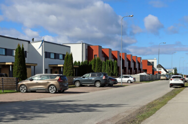 One-Of-A-Kind Neighbors That Make the Neighborhood Interesting