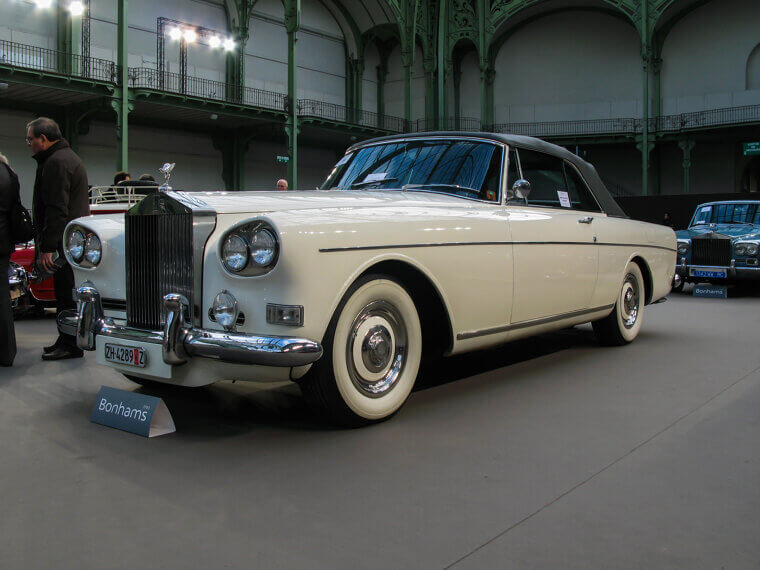 Rolls-Royce Silver Cloud – “At 60 Mph the Loudest Noise…” (1958)