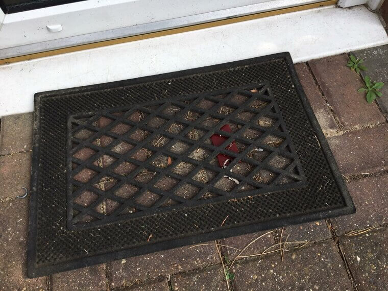 Keep Spare Keys Clever