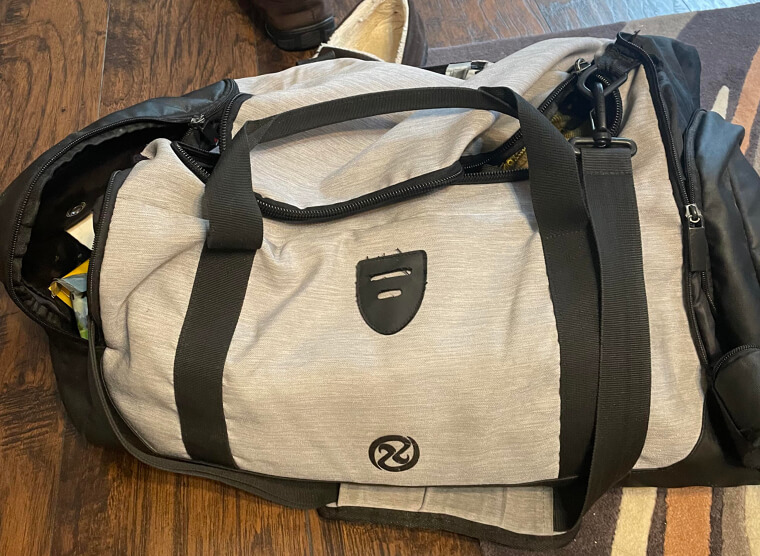 Use Baking Soda to Deodorize Your Gym Bag