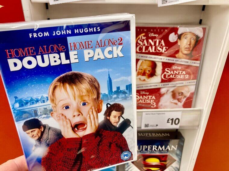 Macaulay Culkin: The Boy Forever "Home Alone" as "Kevin McCallister" in "Home Alone"