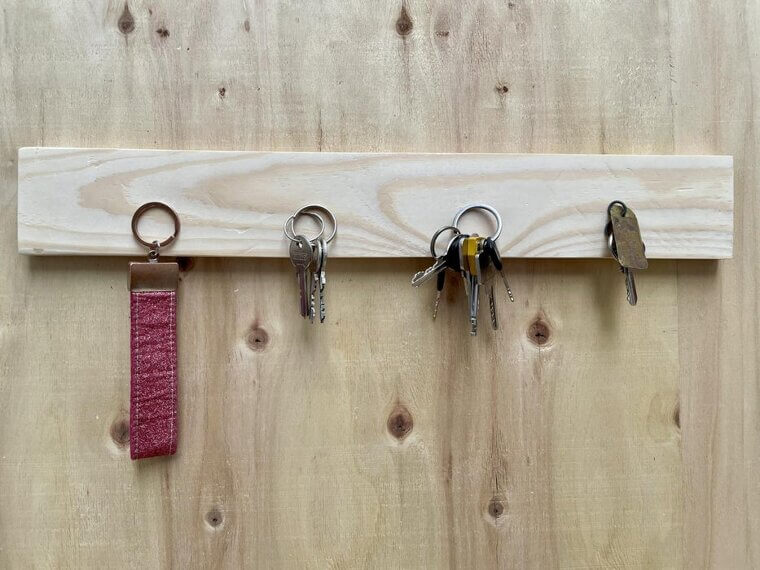 Use A Wall Rack To Keep Your Keys Organized